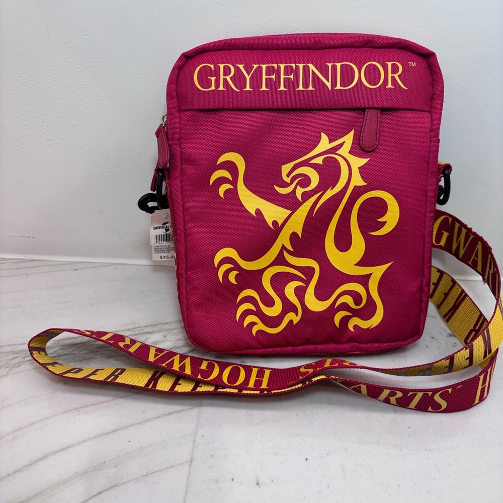 Harry Potter Gryffindor Red Crossbody Bag